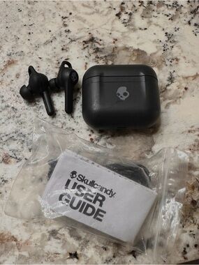 Skullcandy True Wireless Earbuds with Charging Case - Black